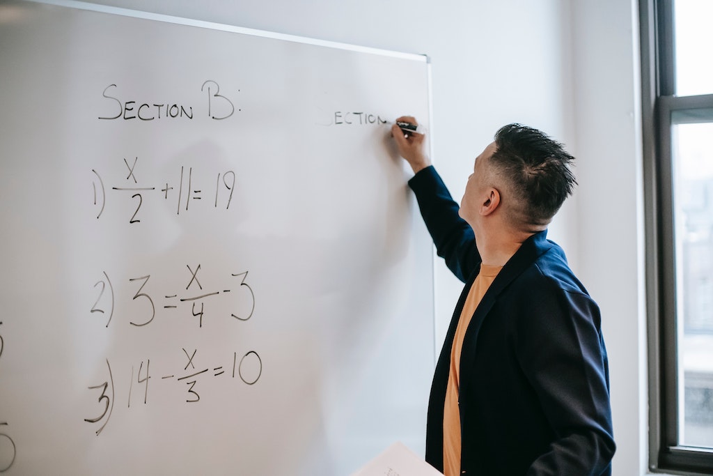 The Lightboard vs Whiteboard